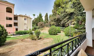Spacious apartment with generous terrace for sale within walking distance of amenities in Aloha, Nueva Andalucía, Marbella 803662 