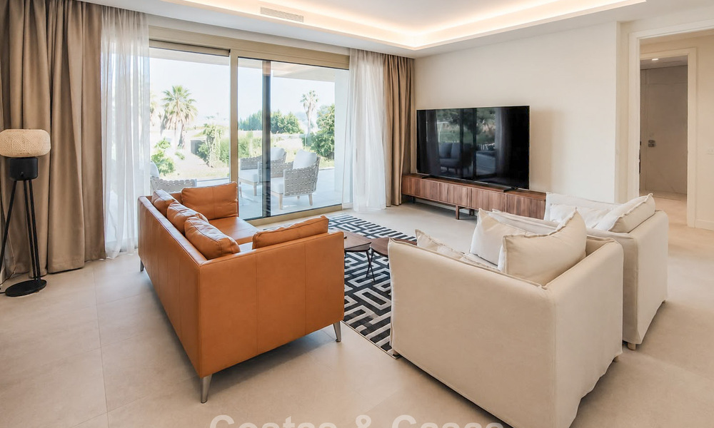 Move-in ready, prestigious modern 3-bedroom apartment for sale on Marbella’s Golden Mile 803812