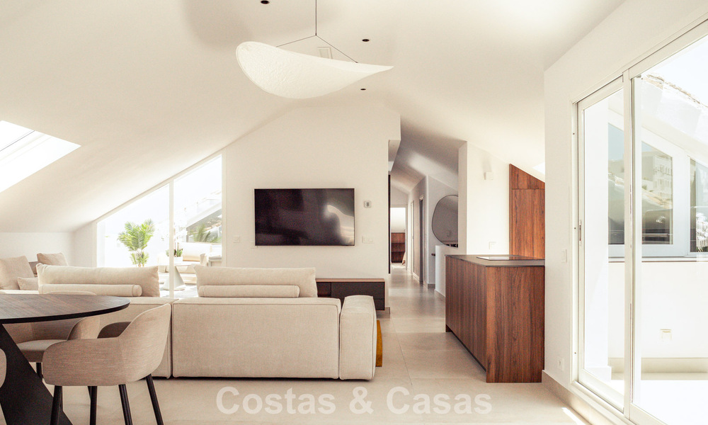 Boutique penthouse for sale within walking distance of amenities and Puerto Banús in Nueva Andalucía, Marbella 803826