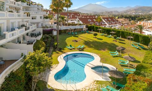 Boutique penthouse for sale within walking distance of Puerto Banús in Nueva Andalucía, Marbella 803845