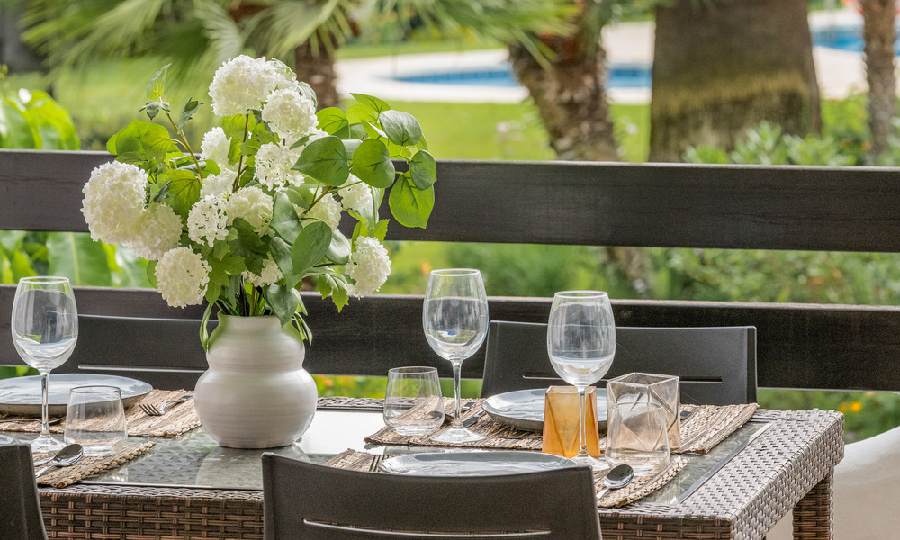 Exclusive semi-detached home with rooftop terrace for sale on Marbella's Golden Mile 803905