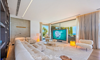 First-class luxury villa with breathtaking sea views for sale in a gated community in La Quinta, Marbella - Benahavís 803733 