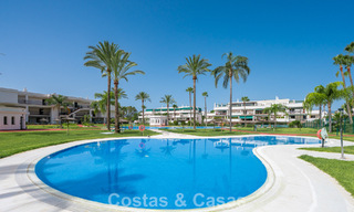 Spacious apartment for sale within walking distance of the beach and Puerto Banús, Marbella 803935 