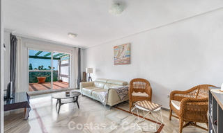 Spacious apartment for sale within walking distance of the beach and Puerto Banús, Marbella 803945 