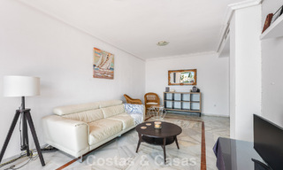 Spacious apartment for sale within walking distance of the beach and Puerto Banús, Marbella 803948 
