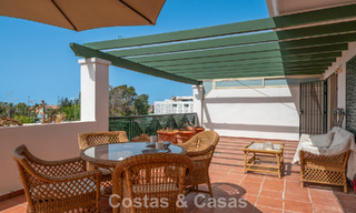 Spacious apartment for sale within walking distance of the beach and Puerto Banús, Marbella 803955 