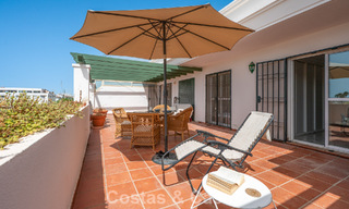 Spacious apartment for sale within walking distance of the beach and Puerto Banús, Marbella 803958 