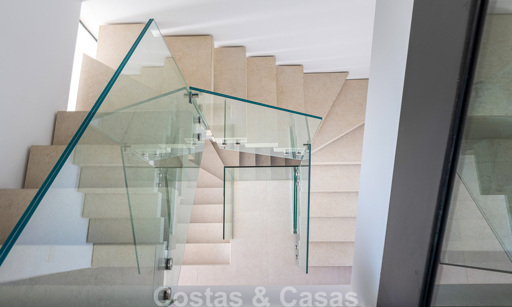 New, modern townhouse for sale within walking distance of the beach in Elviria, East of Marbella Centre 804085