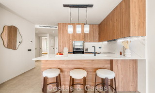 Luxury renovated apartment with panoramic views for sale in Nueva Andalucía, Marbella 804064 