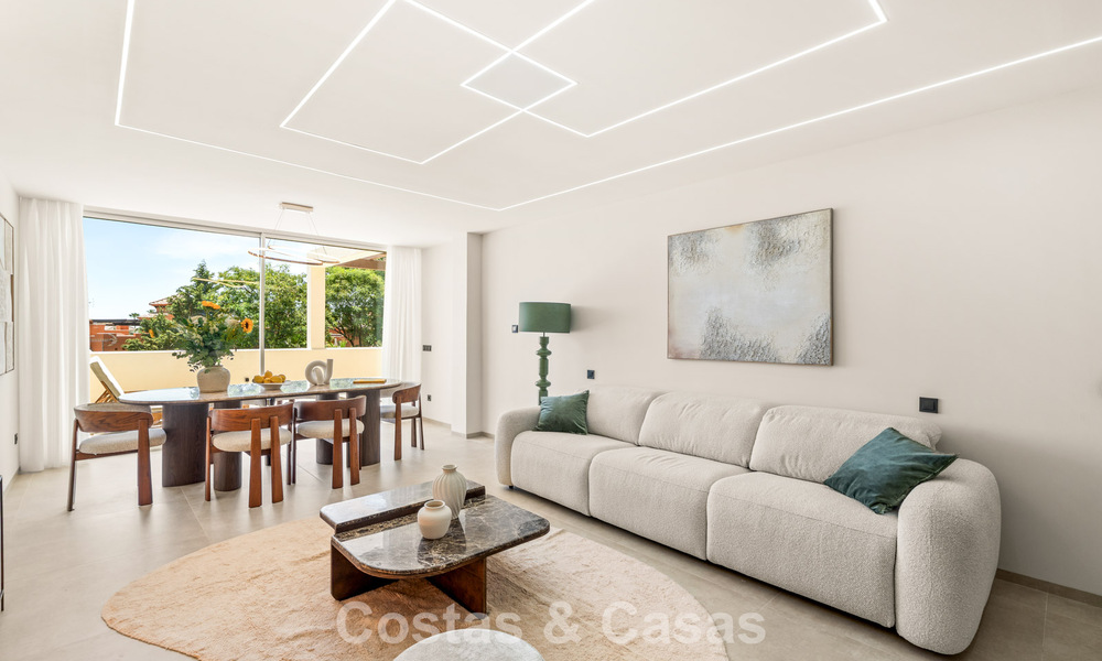 Luxury renovated apartment with panoramic views for sale in Nueva Andalucía, Marbella 804066