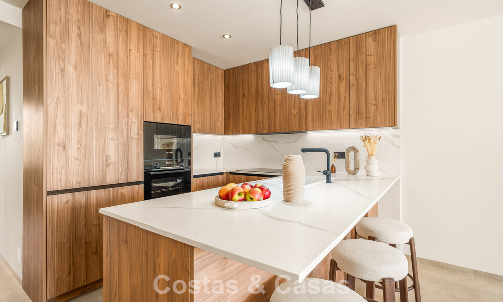 Luxury renovated apartment with panoramic views for sale in Nueva Andalucía, Marbella 804068