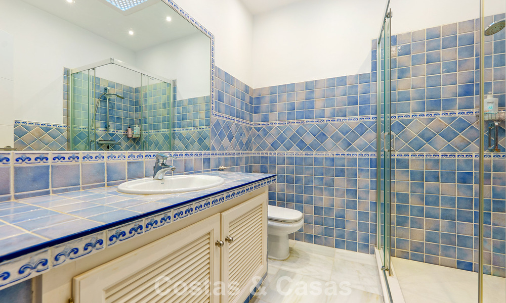 Charming mediterranean-style villa for sale in Sierra Blanca on Marbella’s Golden Mile 804009