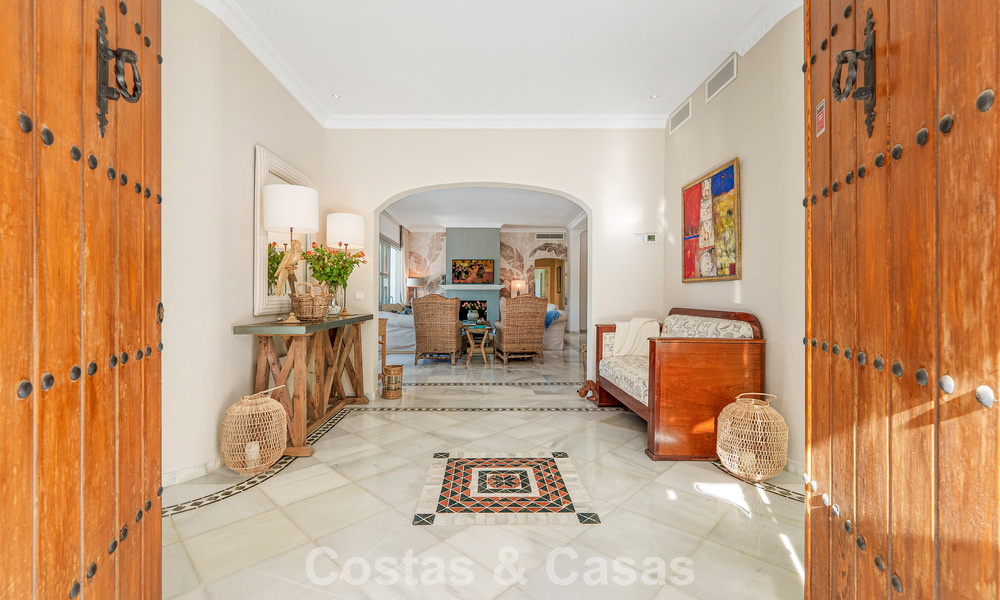 Charming mediterranean-style villa for sale in Sierra Blanca on Marbella’s Golden Mile 804020