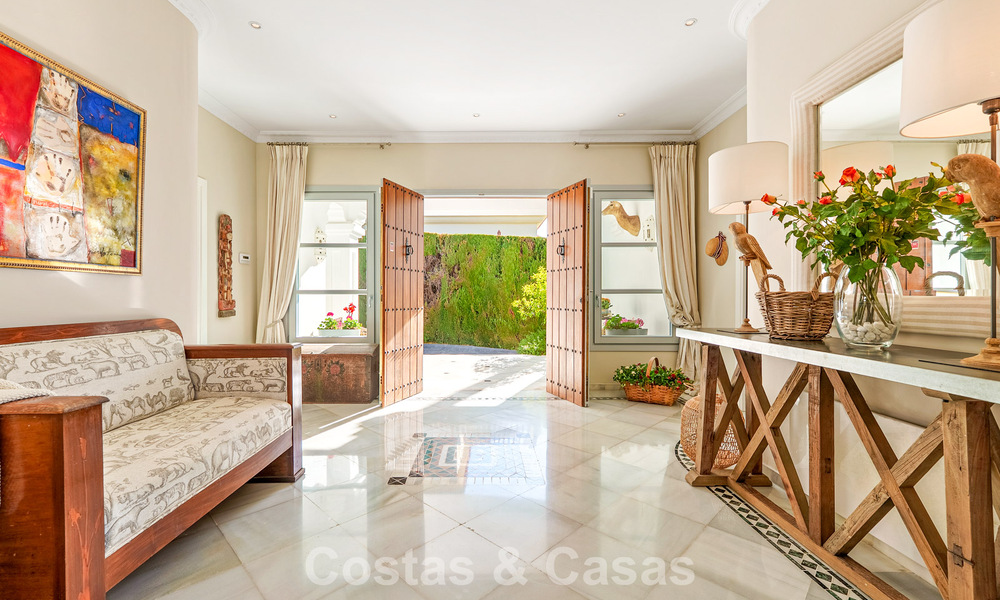 Charming mediterranean-style villa for sale in Sierra Blanca on Marbella’s Golden Mile 804022