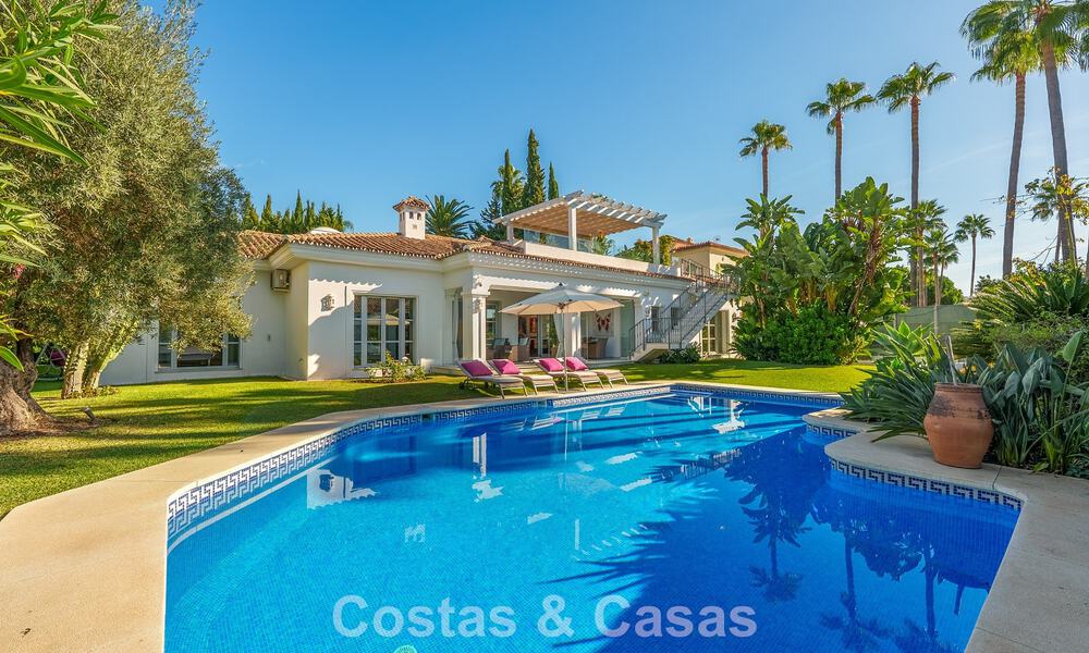 Charming mediterranean-style villa for sale in Sierra Blanca on Marbella’s Golden Mile 804029