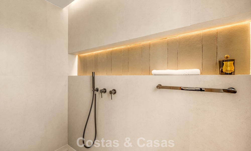 Stylishly renovated mediterranean villa for sale in Cascada de Camoján on Marbella’s Golden Mile 804180