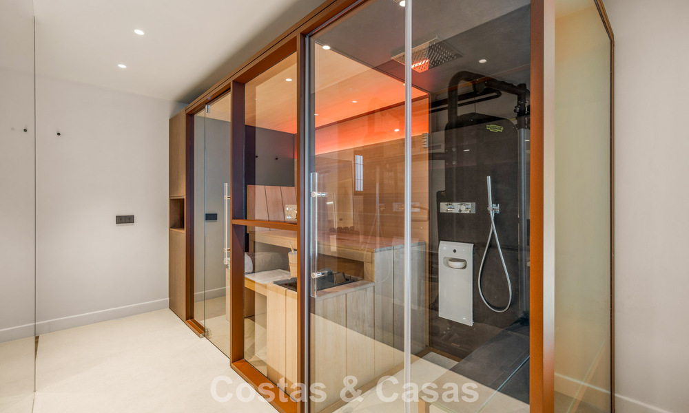 Stylishly renovated mediterranean villa for sale in Cascada de Camoján on Marbella’s Golden Mile 804182