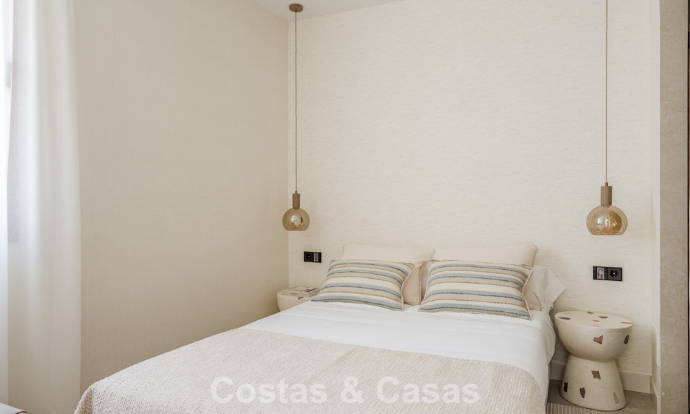 High-quality renovated duplex garden apartment for sale in Nueva Andalucía, Marbella 804199