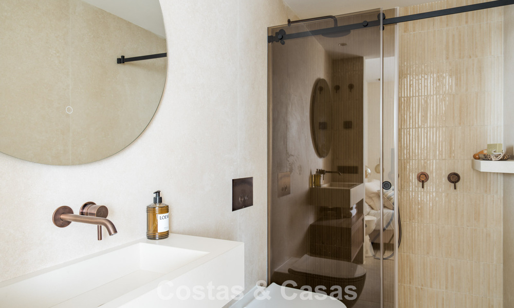 High-quality renovated duplex garden apartment for sale in Nueva Andalucía, Marbella 804201