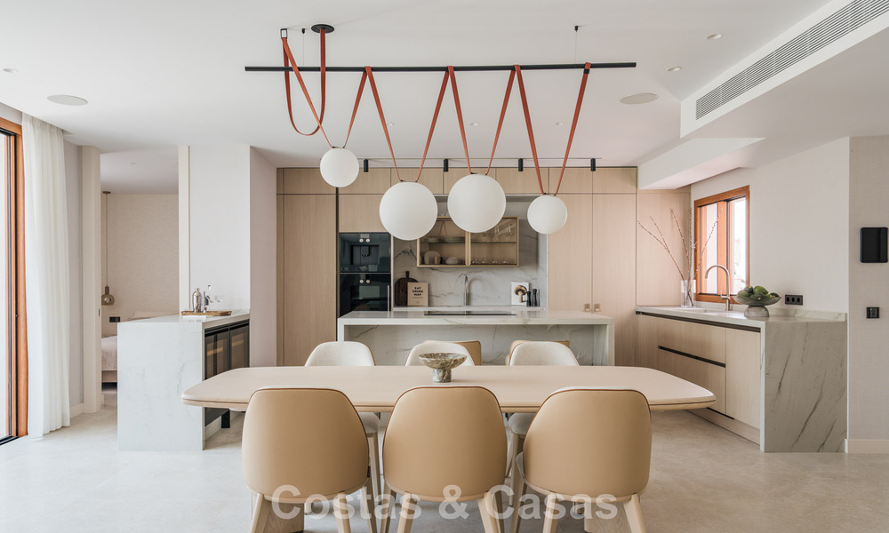 High-quality renovated duplex garden apartment for sale in Nueva Andalucía, Marbella 804209