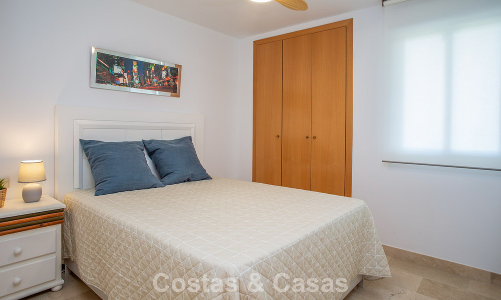 Turnkey apartment for sale on the New Golden Mile between Marbella and Estepona 804242
