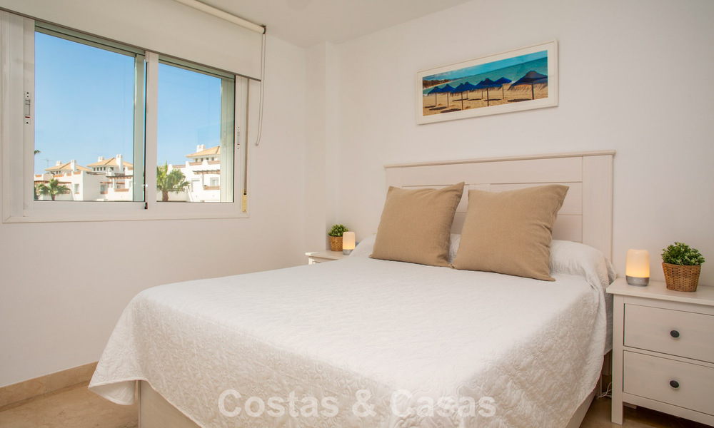 Turnkey apartment for sale on the New Golden Mile between Marbella and Estepona 804245