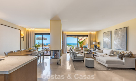 Luxury penthouse with panoramic sea views for sale in La Quinta, Marbella - Benahavís 804295