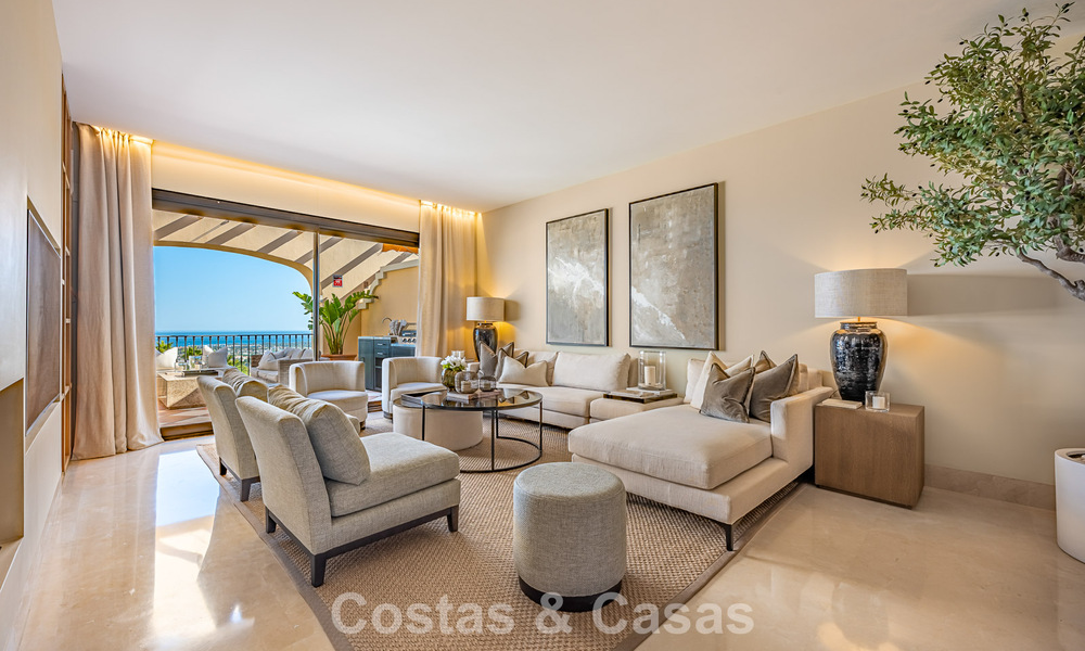 Luxury penthouse with panoramic sea views for sale in La Quinta, Marbella - Benahavís 804297