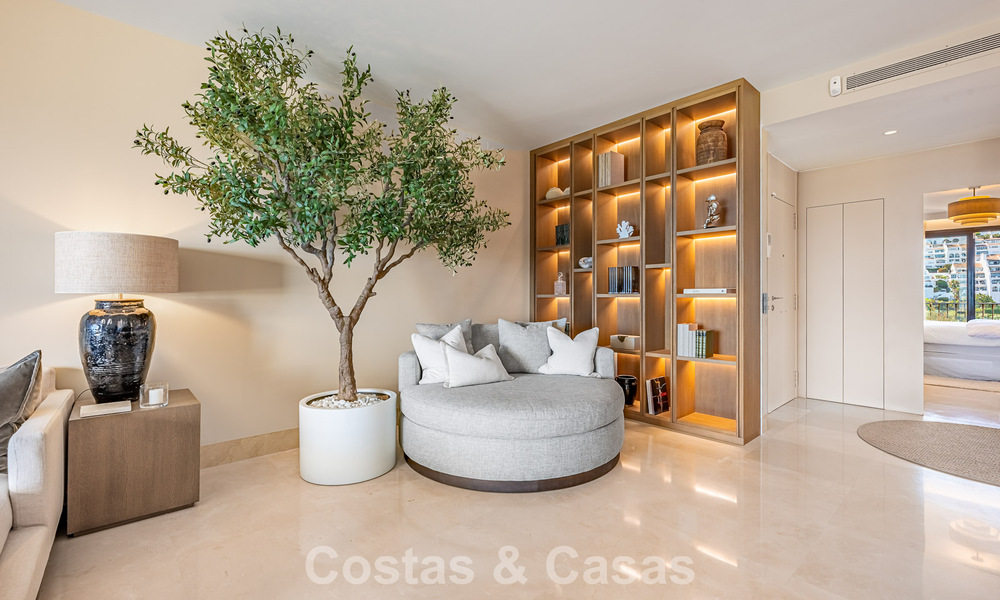 Luxury penthouse with panoramic sea views for sale in La Quinta, Marbella - Benahavís 804298