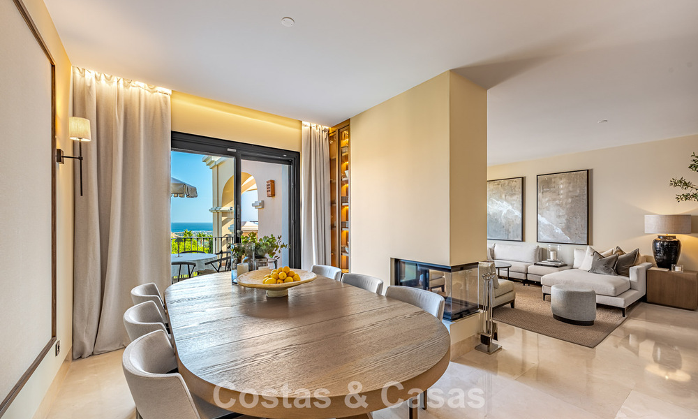 Luxury penthouse with panoramic sea views for sale in La Quinta, Marbella - Benahavís 804300