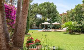 Authentic mediterranean villa with guest accommodation for sale near the beach in San Pedro Playa, Marbella 804336 