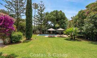 Authentic mediterranean villa with guest accommodation for sale near the beach in San Pedro Playa, Marbella 804337 