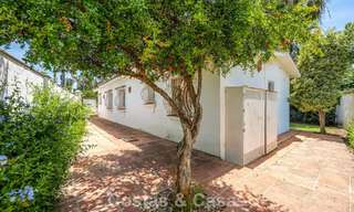 Authentic mediterranean villa with guest accommodation for sale near the beach in San Pedro Playa, Marbella 804347 