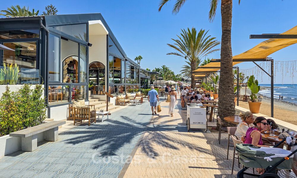 Authentic mediterranean villa with guest accommodation for sale near the beach in San Pedro Playa, Marbella 804380