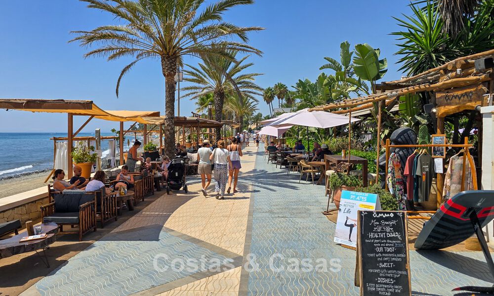 Authentic mediterranean villa with guest accommodation for sale near the beach in San Pedro Playa, Marbella 804383