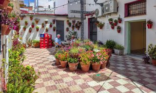 Authentic mediterranean villa with guest accommodation for sale near the beach in San Pedro Playa, Marbella 804391 