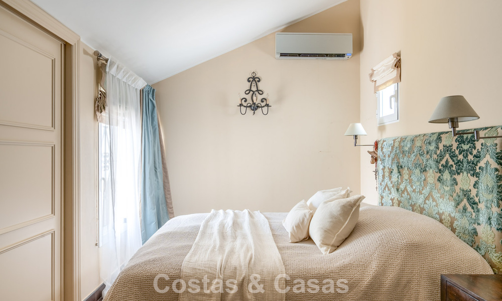 Charming apartment with Sale-and-Leaseback agreement for sale in Nueva Andalucía, Marbella 804419