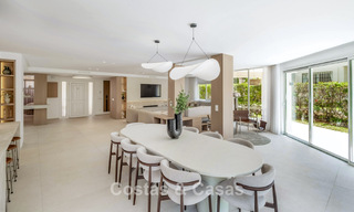 Luxuriously fully renovated semi-detached villa, frontline golf for sale in La Quinta, Marbella - Benahavís 804473 