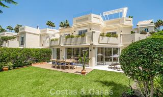 Luxuriously fully renovated semi-detached villa, frontline golf for sale in La Quinta, Marbella - Benahavís 804478 