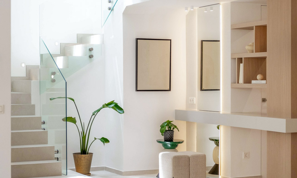 Luxuriously fully renovated semi-detached villa, frontline golf for sale in La Quinta, Marbella - Benahavís 804491