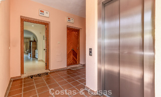 Ground-floor apartment with private garden for sale just 50m from the beach on the New Golden Mile, between Marbella and Estepona 804511 