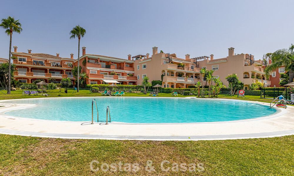 Ground-floor apartment with private garden for sale just 50m from the beach on the New Golden Mile, between Marbella and Estepona 804515