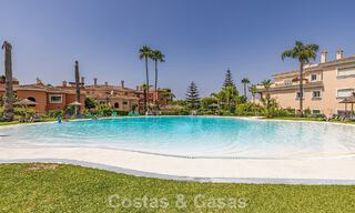 Ground-floor apartment with private garden for sale just 50m from the beach on the New Golden Mile, between Marbella and Estepona 804517 