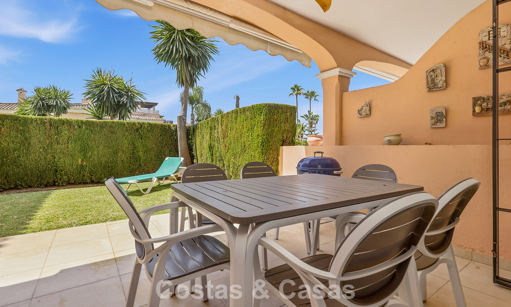 Ground-floor apartment with private garden for sale just 50m from the beach on the New Golden Mile, between Marbella and Estepona 804542