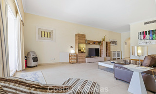 Ground-floor apartment with private garden for sale just 50m from the beach on the New Golden Mile, between Marbella and Estepona 804557 