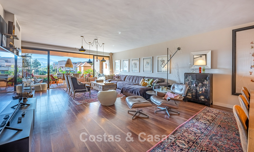 Spacious duplex penthouse with spectacular rooftop terrace for sale in Atalaya, New Golden Mile, Marbella - Estepona 804640