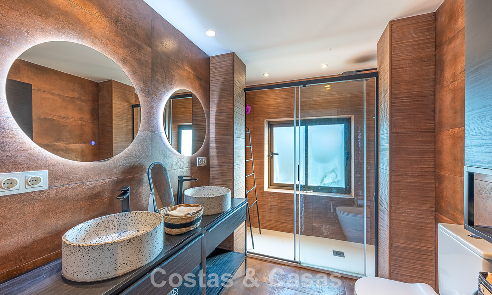 Spacious duplex penthouse with spectacular rooftop terrace for sale in Atalaya, New Golden Mile, Marbella - Estepona 804647