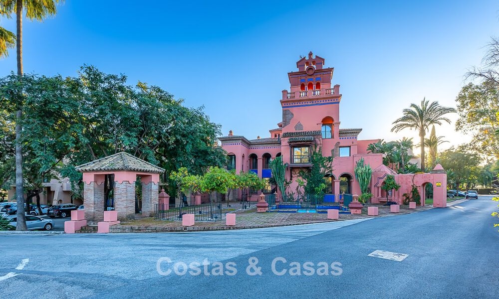 Spacious duplex penthouse with spectacular rooftop terrace for sale in Atalaya, New Golden Mile, Marbella - Estepona 804656