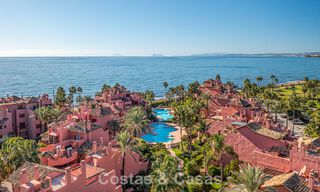 Prestigious garden apartment for sale in a leading beachfront development between Marbella and Estepona 804961 
