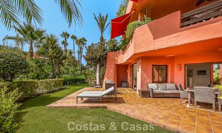 Prestigious garden apartment for sale in a leading beachfront development between Marbella and Estepona 804972
